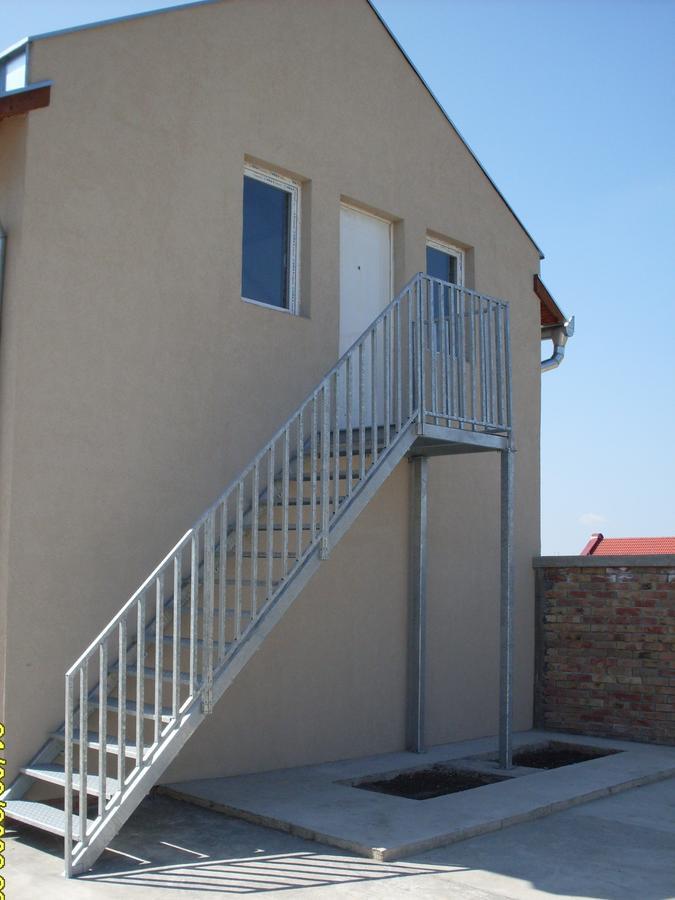 Apartment M&m Pacir